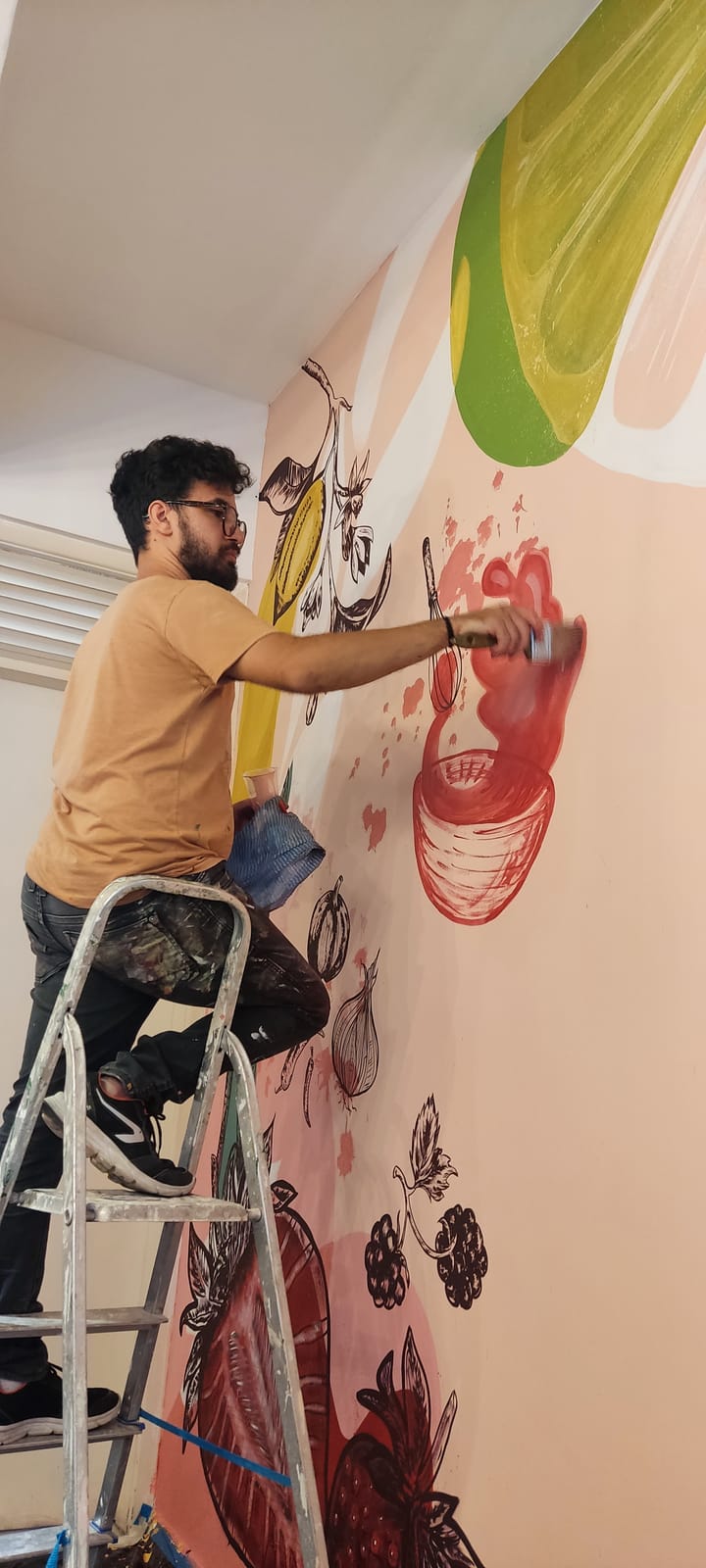 Obra de Mateus Giran: mural, pintura ao vivo e projetos ao longo dos anos